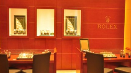  熱烈慶祝銀川巍雅斯名表眼鏡行勞力士專廳重裝開業(yè)，全面升級